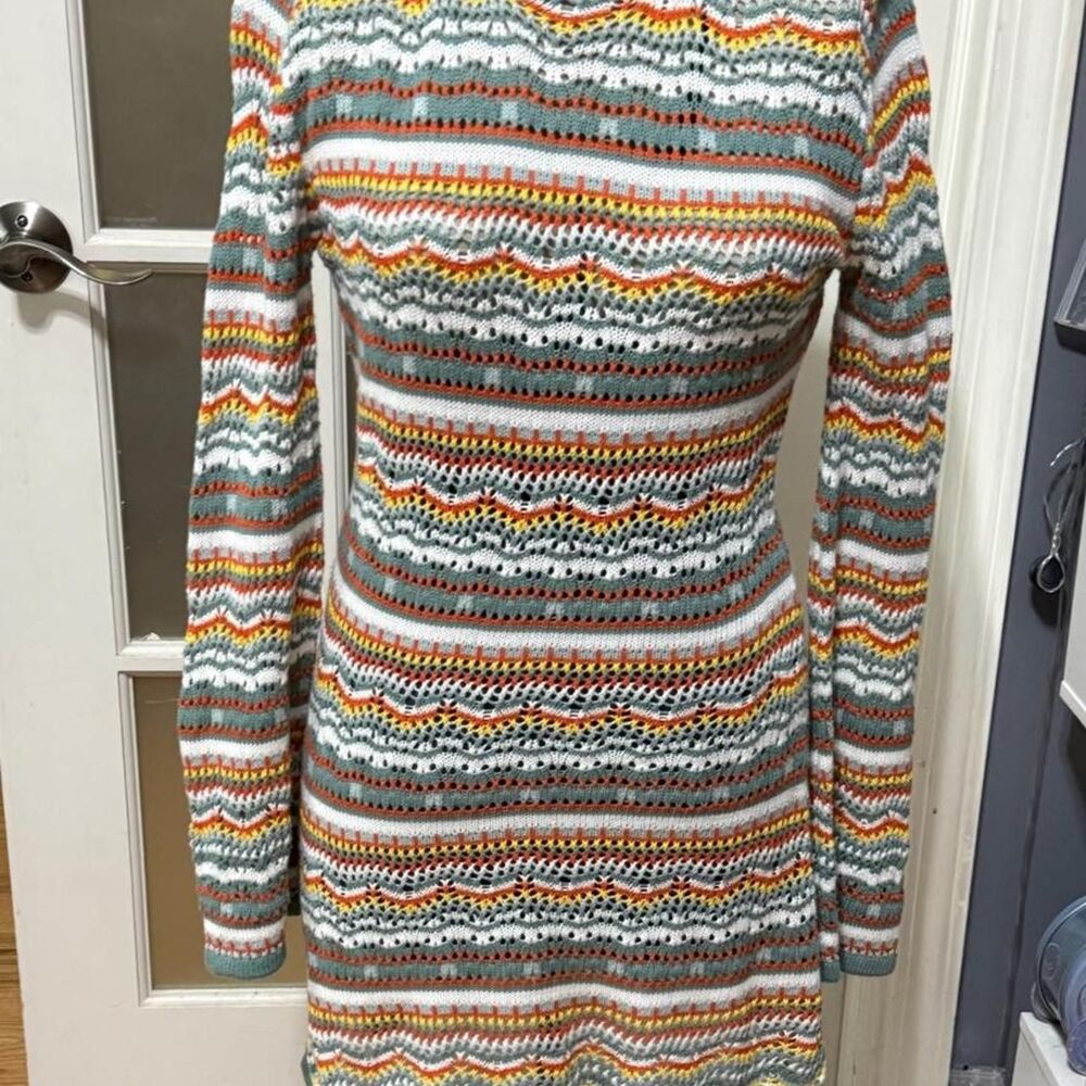 Buttermelon crochet knit sweater dress size S (small)